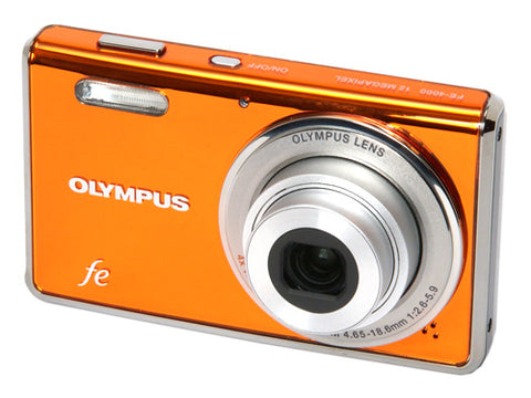 Olympus FE-4000 digitale compactcamera, oranje, schuin vooraanzicht met 4x zoomlens, tweedehands