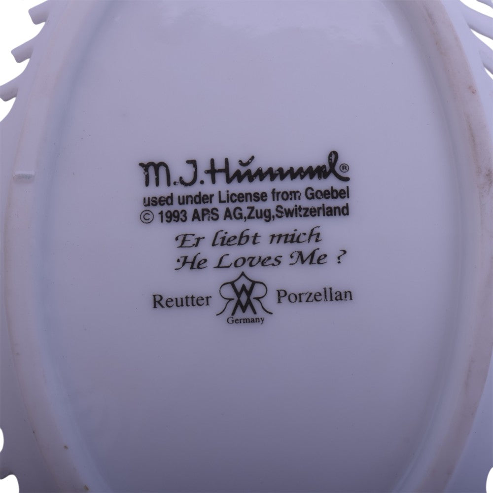 He Loves Me? - Set van 6 Ovale Hummel Schaaltjes