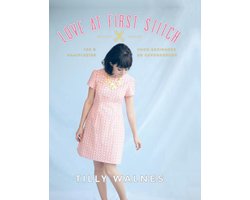 Boek-Love at first stitch-tweedehands
