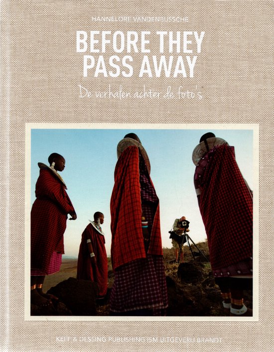 Boek-Before they pass away-tweedehands