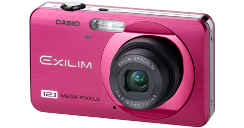 Casio Exilim EX-Z90 compactcamera, roze, voorkant met 3x Exilim-zoomlens en 12.1 megapixels, tweedehands