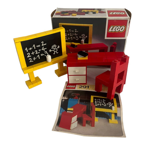 LEGO-Blackboard and School Desk - 291 (Compleet in doos) Tweedehands