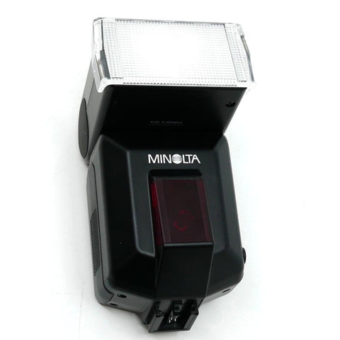 Minolta Program Flash 3600HS D flitser, zwart, voorkant met rood AF-hulplicht, tweedehands