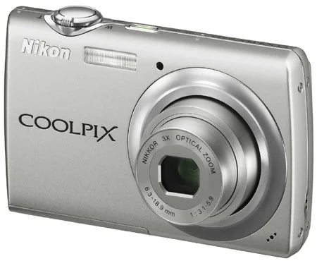 Nikon-Coolpix S225 Digitale Compact Camera - Zilver Tweedehands