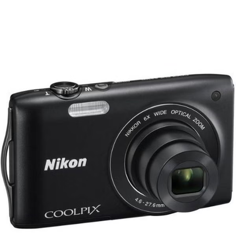 Nikon Coolpix S3200 digitale compactcamera, zwart, voorkant schuin met 6x Nikkor-groothoekzoomlens