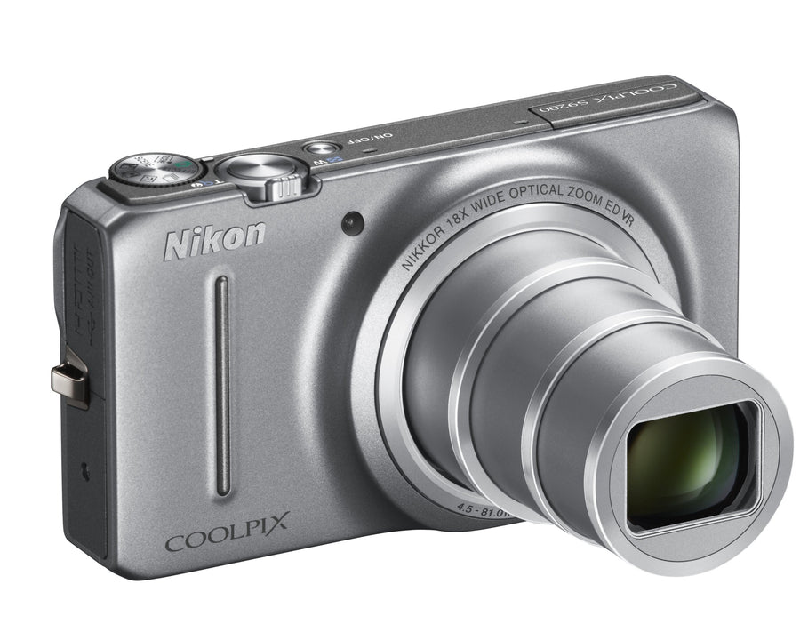 Nikon-Coolpix S9200 Digitale Compact Camera - Zilver (In doos) Tweedehands
