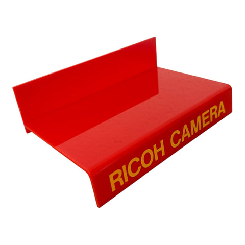 Ricoh-Camera Displaystandaard – Acryl Vintage Winkeldisplay - Rood Tweedehands