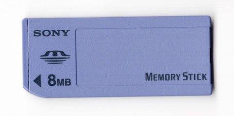 Sony Memory Stick 8 MB, blauwpaars, voorkant, tweedehands