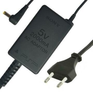 Sony PSP AC-adapter PSP-104, zwart, adapter 5V 2000mA met stroomkabel, tweedehands