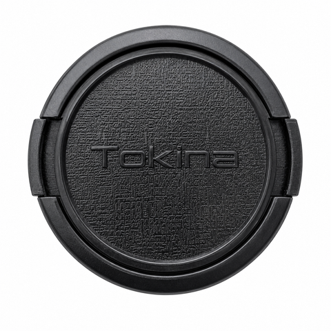 Tokina lensdop 52mm, zwart met ingeperst Tokina-logo en klemmen aan de zijkant, voorkant