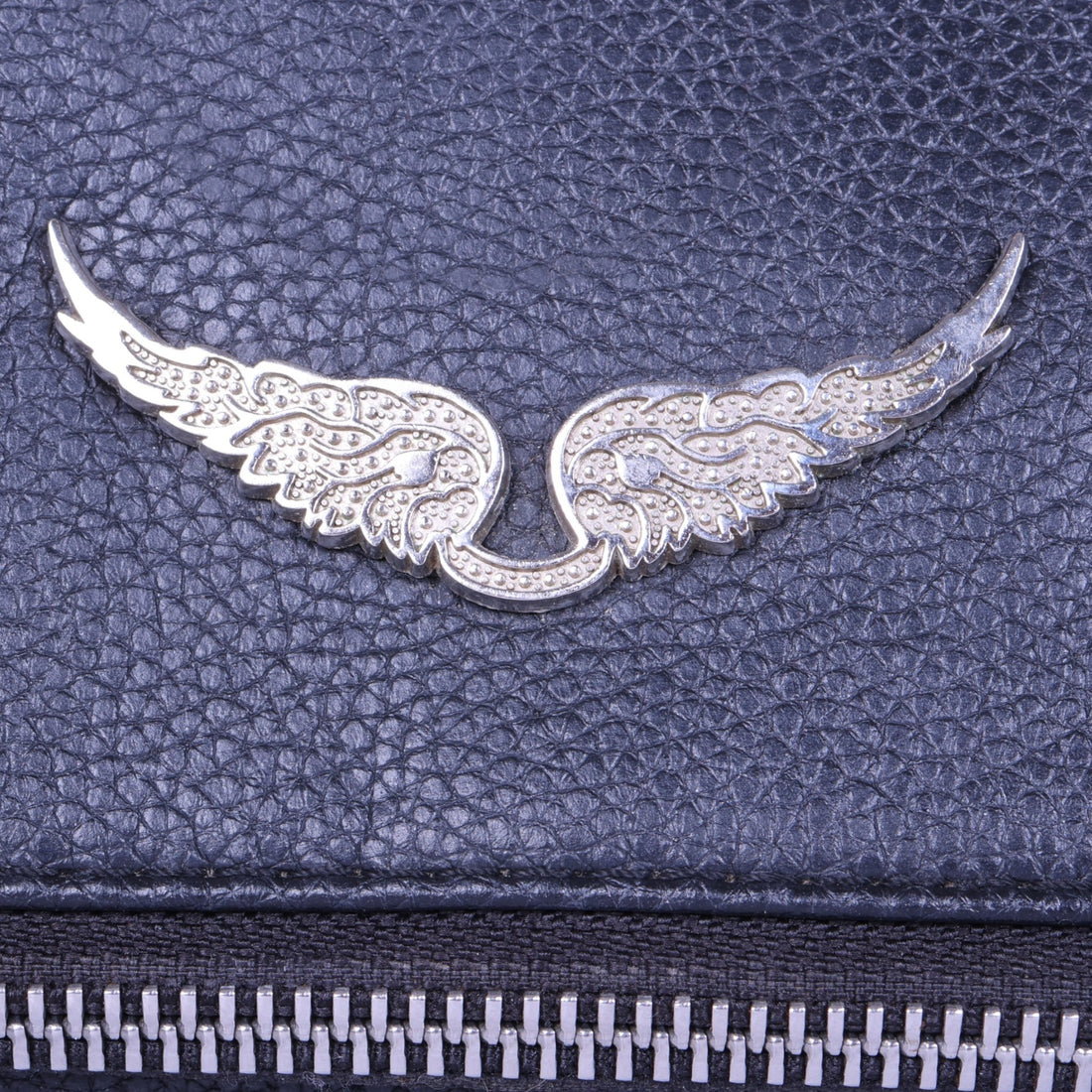 Rock Grained Leather Clutch - Navy