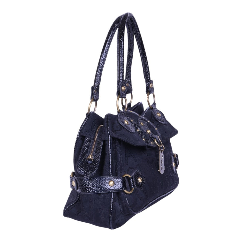 Dolce & Gabbana schoudertas monogram canvas zwart, schuin van opzij rechtopstaand met zijvak en riem met ring