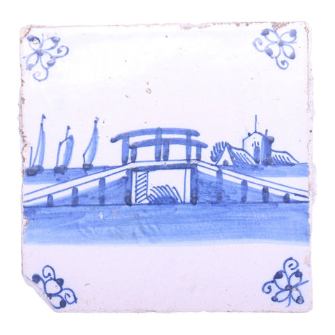 Delfts Blauwe Tegel met Brug en Zeilschepen