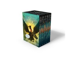 Percy Jackson & the Olympians boxset 1 tot 5, Rick Riordan, boekomslag voorkant van de cassette met vijf delen, tweedehands