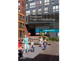 Handboek Projectontwikkeling studenteneditie, Neprom boekomslag voorkant met kinderen op binnenplein, tweedehands