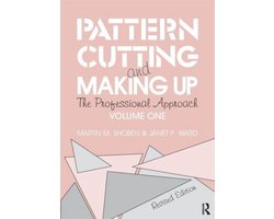 Pattern Cutting and Making Up, volume one, Martin M. Shoben en Janet P. Ward, roze omslag met patroondelen, tweedehands