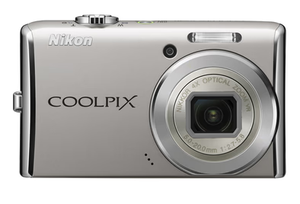 Coolpix S620 Digitale Compact Camera - Zilver