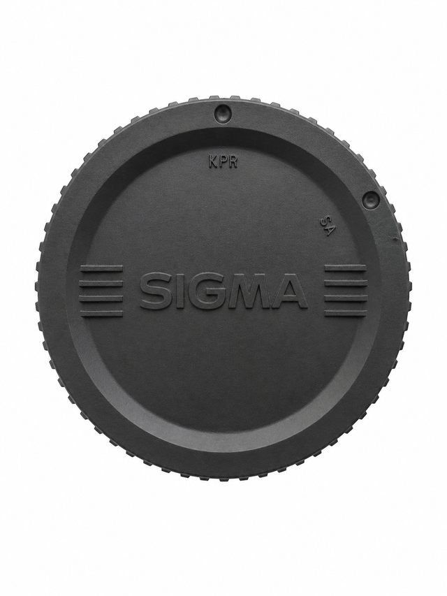 Sigma KPR body cap voor Pentax K-mount en Ricoh, zwart met Sigma-logo, opdruk KPR en SA en getande rand, voorkant