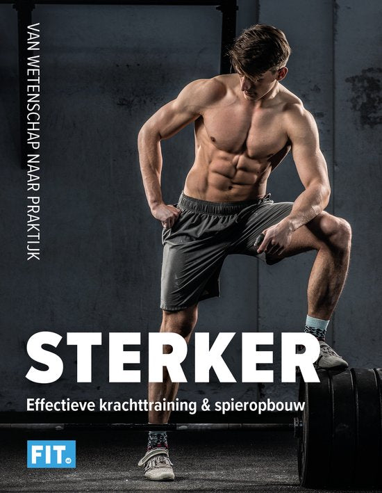 Sterker, Nick Fennema, boekomslag voorkant met een gespierde man in trainingshouding, tweedehands