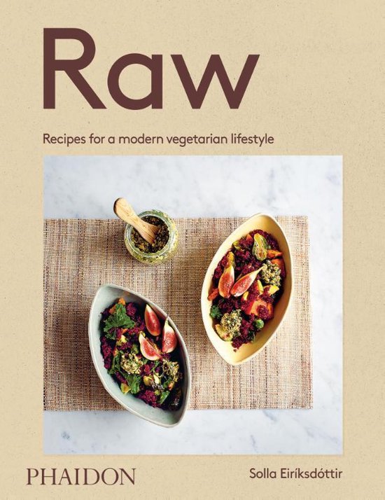 Raw, recipes for a modern vegetarian lifestyle, Solla Eiríksdóttir, Phaidon, omslag met twee schalen salade, tweedehands