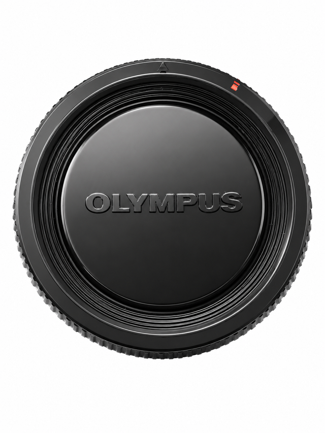 Olympus OM-mount body cap BC-1, zwart met ingeperst Olympus-logo en geribbelde rand, voorkant