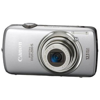 Canon IXUS 200 IS digitale compactcamera, zilver, schuin vooraanzicht met 5x zoomlens en 12.1 megapixel, tweedehands