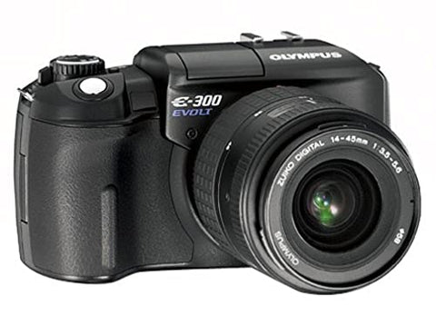 Olympus E-300 Systeemcamera met 14-45mm lens - Zwart
