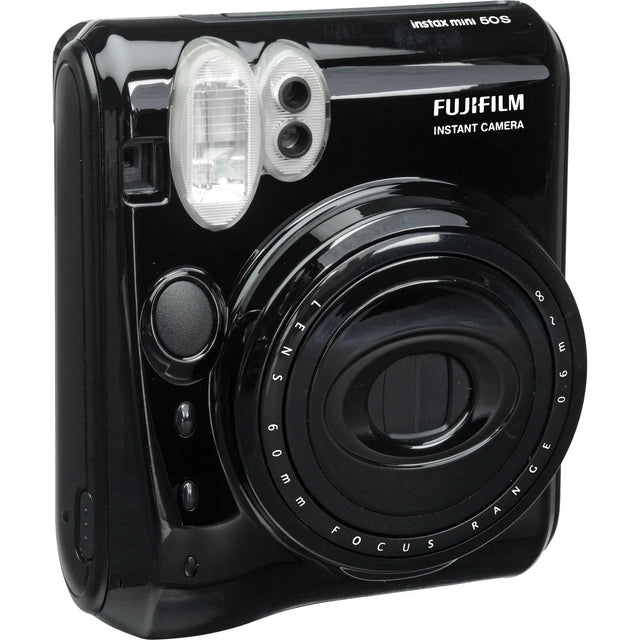 Fujifilm Instax Mini 50S instant camera, zwart, schuin vooraanzicht, tweedehands
