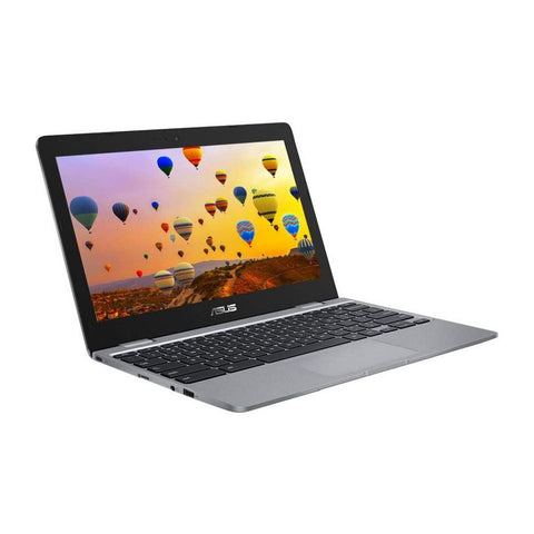 Chromebook C223NA laptop 11,6 inch in grijs, opengeklapt met beeldscherm en toetsenbord