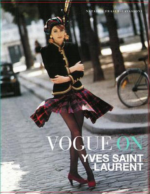 Boek-Vogue on Yves Saint Laurent-tweedehands