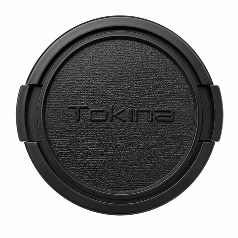 Tokina lensdop, zwart met ingeperst Tokina-logo, lederlook-structuur en klemmen aan de zijkant