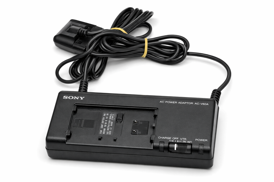 Sony-AC-V60A Acculader / Netadapter voor Handycam Camcorder-tweedehands