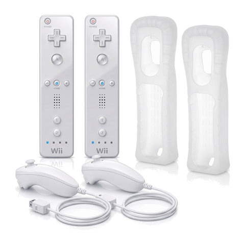 Nintendo Wii controllerset voor twee spelers wit, twee remotes, nunchuks en covers, tweedehands