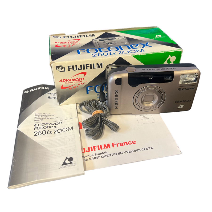 Fujifilm-Fotonex 250ix Zoom APS Zoom Point and Shoot Film Camera (In doos) Tweedehands