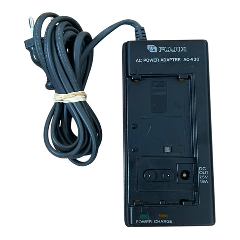 Fujix AC-V30 adapter voor NP-33, NP-55, NP-66, NP-77, NP-90 en NP-98, zwarte AC power adapter met netsnoer, tweedehands