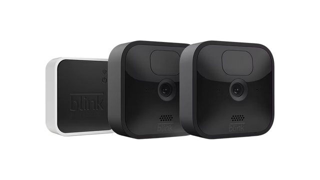 Blink Outdoor draadloze HD beveiligingscamera set, zwart, twee camera's met witte Sync Module, tweedehands
