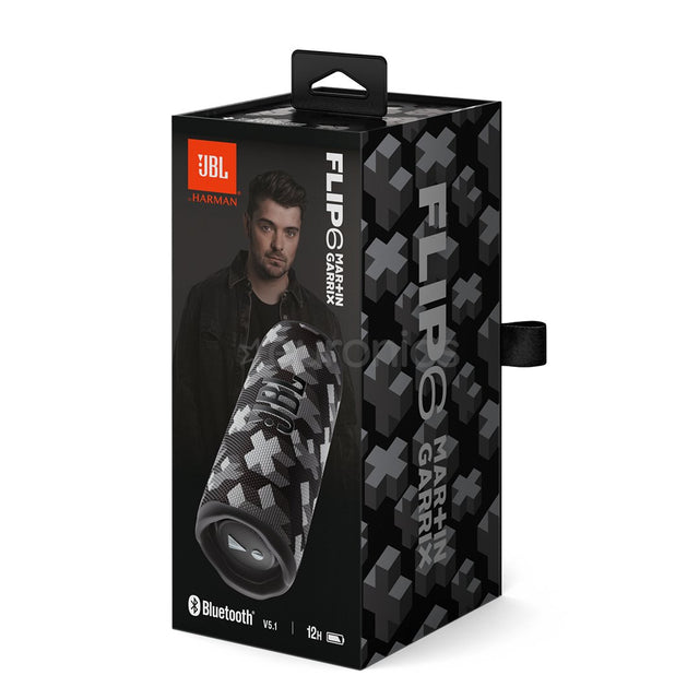 JBL Flip 6 Martin Garrix Edition bluetooth speaker, doos voorkant met zwart-grijs camouflagepatroon