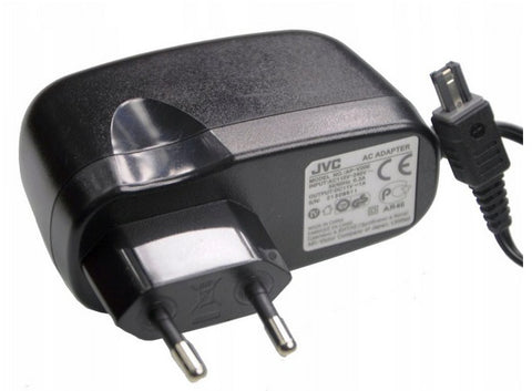 JVC-Oplader (AP-V30E) voor JVC Camcorders (JVC GZ-HD500, GZ-HD510, GZ-HD620, GZ-HD750, GZ-HM300, GZ-HM340, GZ-HM550, GZ-HM960, GZ-MG750, GZ-MS110, GZ-MS210, GZ-MS230, GZ-VX700) Tweedehands