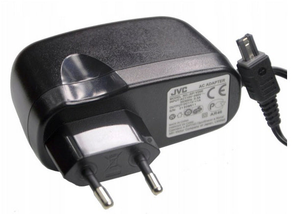 JVC-Oplader (AP-V30E) voor JVC Camcorders (JVC GZ-HD500, GZ-HD510, GZ-HD620, GZ-HD750, GZ-HM300, GZ-HM340, GZ-HM550, GZ-HM960, GZ-MG750, GZ-MS110, GZ-MS210, GZ-MS230, GZ-VX700) Tweedehands