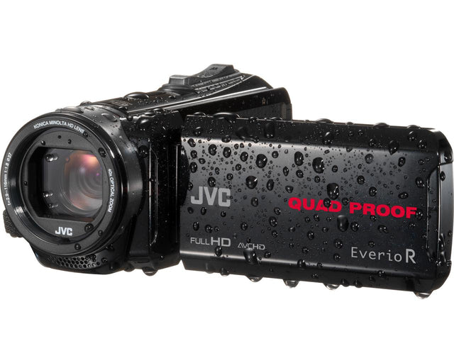 JVC Everio R GZ-R435 videocamera, zwart, schuin van voren met waterdruppels en Quad Proof-opschrift, tweedehands