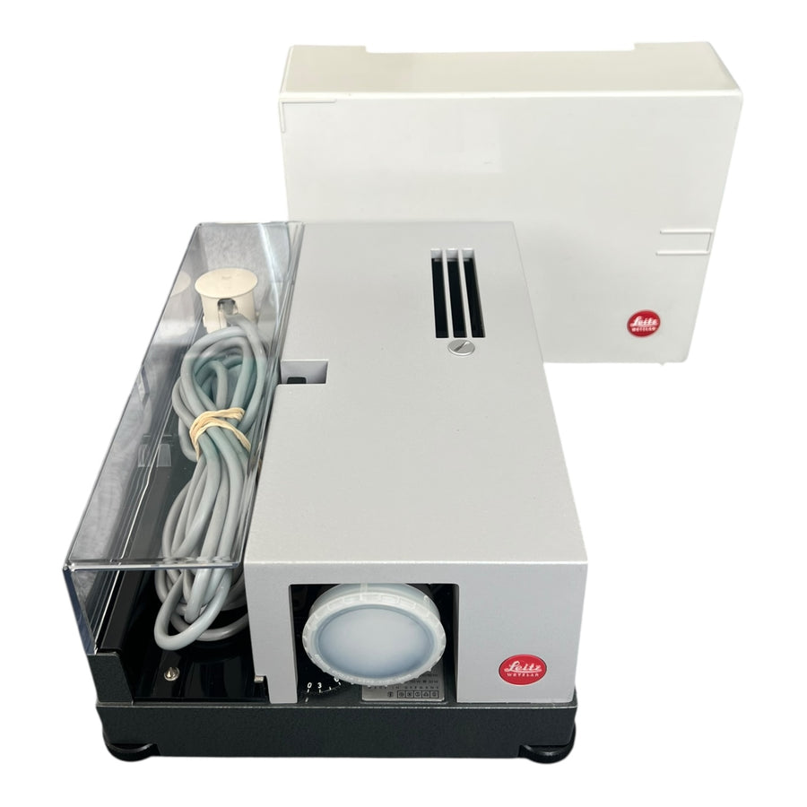 Leica-Pradovit Color Projector + Leitz Projection Lens - Hektor 120mm f/2.5 Tweedehands