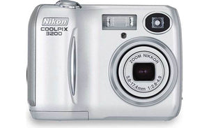 Coolpix 3200 Digitale Compact Camera - Zilver