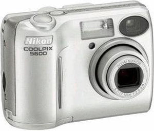 Coolpix 5600 Digitale Compact Camera - Zilver (In doos)