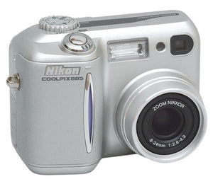 Coolpix 885 Digitale Compact Camera - Zilver