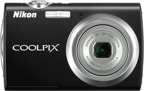 Nikon Coolpix S230 compactcamera, zwart, voorkant met 3x Nikkor-zoomlens
