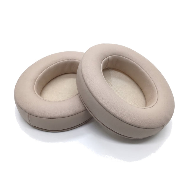 Oorkussens voor Beats Studio 3 Wireless / Studio 2, kleur Beige, 1 paar (2 kussens) op witte achtergrond