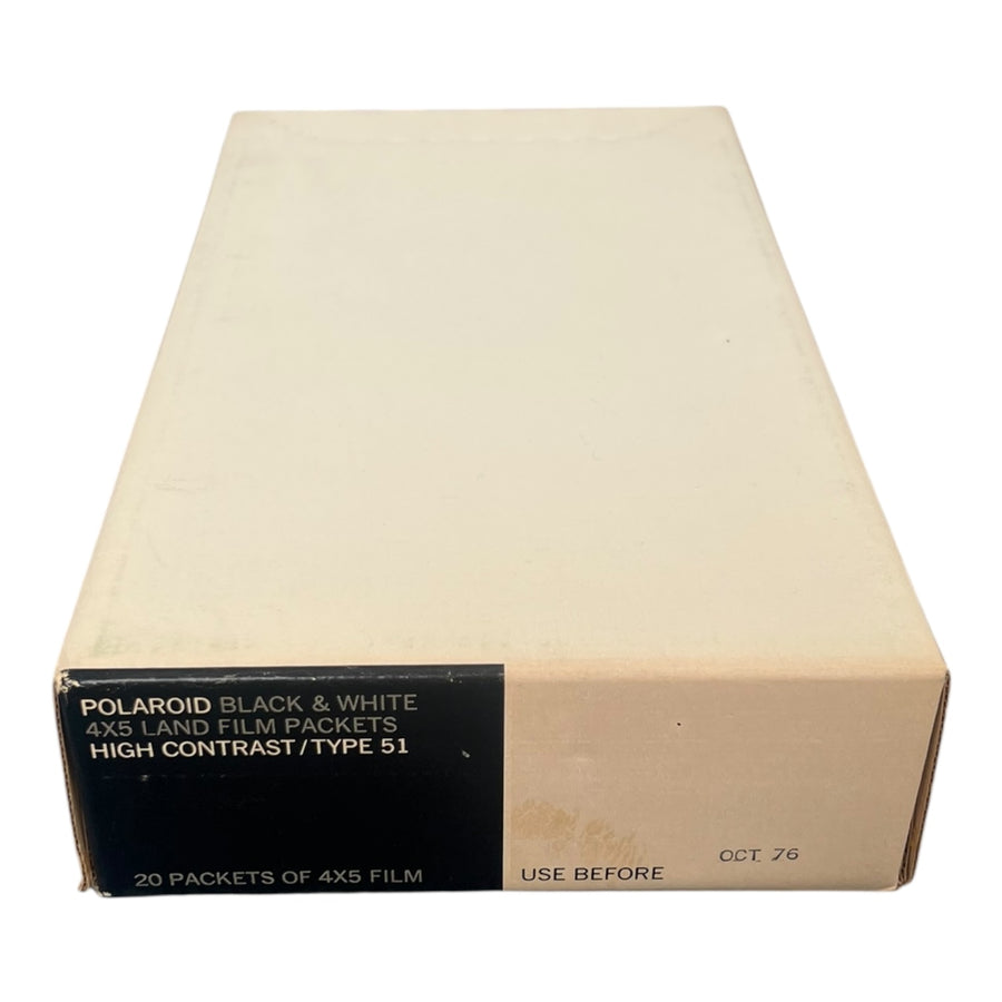 Polaroid-High Contrast 4×5 Black‑and‑White Land Film Packets Type 51 (Expired Oct 1976) Tweedehands