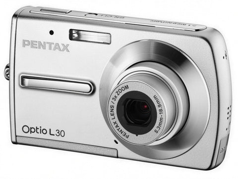 Pentax Optio L30 compactcamera, zilver, schuin van voren met 3x zoomlens, tweedehands