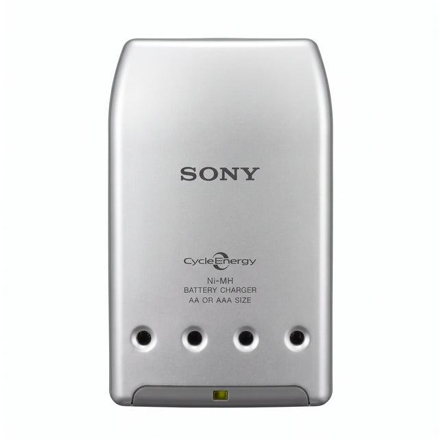 Sony BCG-34HC acculader voor oplaadbare AA en AAA batterijen, zilver met CycleEnergy-logo, vooraanzicht