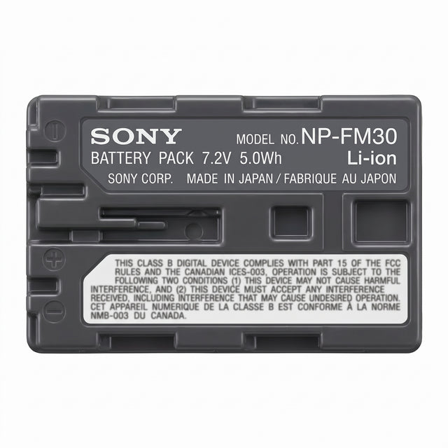 Sony NP-FM30 accu, donkergrijs InfoLITHIUM M-accupack met label 7,2V 5,0Wh, schuin bovenaanzicht